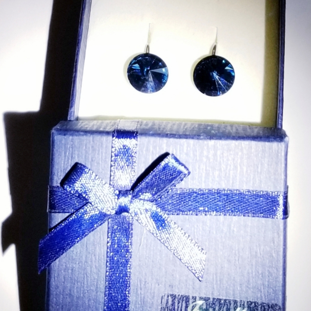 New Montana Sterling silver Swarovski Earrings - Picture 3 of 4